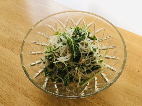 時々無性に食べたくなる、水菜と春雨のツナサラダ